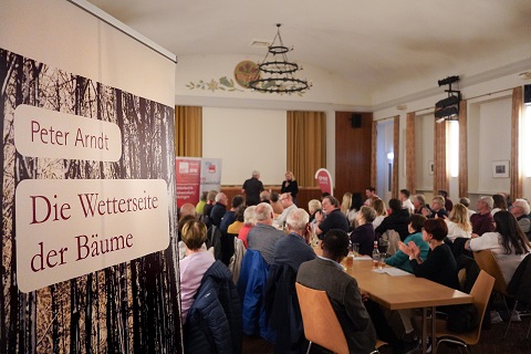 Bewegende Veranstaltung „Ukraine heute wie damals… Flucht und Heimat“ von MdB Markus Hümpfer und der SPD Schweinfurt-Stadt