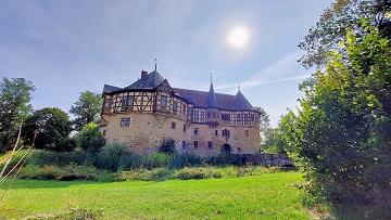 Fahr mal hin und schau´s mal an: Drei Wasserschlösser im Grabfeld an nur einem Tag