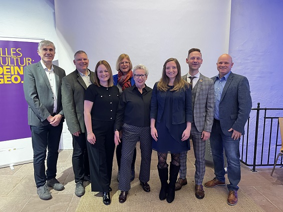 Erfolgsgeschichte geschrieben: Der vhs Verbund Volkach / Gerolzhofen besteht seit fünf Jahren