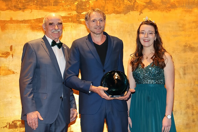 66 Medaillen für Qualität und Genuss der Rebensäfte aus dem Abt-Degen-Weintal