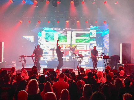 „Da hat jeder im Laden den Arsch bewegt!“: Stefan Netschio über die neue EP von Beborn Beton, die US-Tour und weitere Konzerte