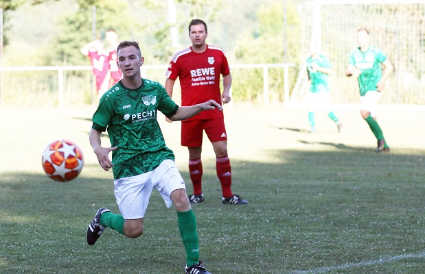 Die Kanter-Heimsiege des Samstags in der Rhön: Waldbergs Elias Seufert trifft gleich drei Mal