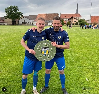 Integriert auf dem Platz und abseits davon: Die SG Zeuzleben/Stettbach verlängert mit dem Trainerteam Benkert und Herchet