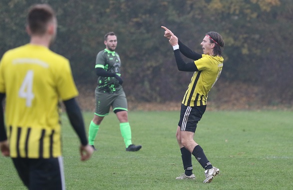 1:0 in Hambach – und schwupps ist Poppenhausen/ Kronungen in der Tabelle vorbei – VIELE FOTOS!