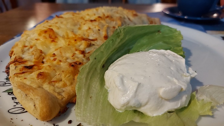 Fahr mal hin und kehr mal ein: Die Gaststätte Zur Mainaussicht mit der leckeren Pizza