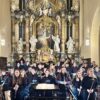 „Sonnenschein für die Seele!”: SBO Volkach und Karl-Heinz Sauer begeisterten das Publikum bei Konzert in der Gerolzhöfer Stadtpfarrkirche