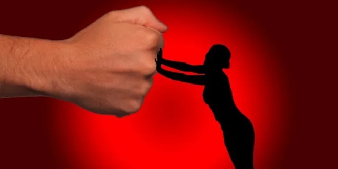 Getreten und Geschlagen: Was bringt zwei 14-Jährige dazu, so gewaltsam vorzugehen?