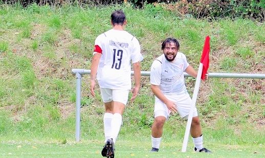 „Mit den Schiedsrichtern genauso rigoros und streng ins Gericht gehen“: Türkiyemspor Schweinfurt und die Stellungnahme nach den Vorkommnissen in Schwarzach