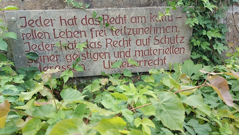 Fahr mal hin und lauf mal rum: Der Weg der Menschenrechte zwischen Viereth und Trunstadt