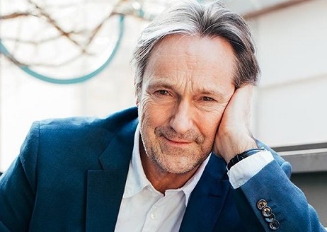 Schon diesen Donnerstag: „Weihnachten mit Helmut Zierl“ in der Rathaushalle Haßfurt