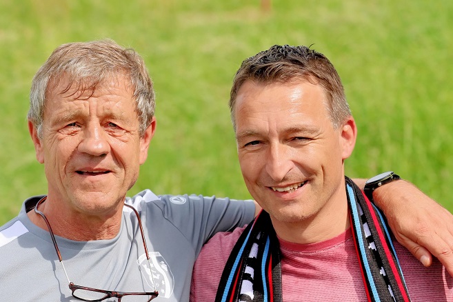 Thomas Pfeuffer und sein neues Team aus Oberthulba: „Da halten wir mal den Ball flach!“