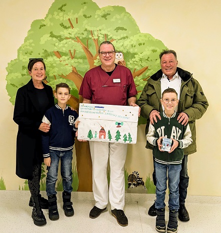 „Gemeinsam für den guten Zweck“: Spendenübergabe an die Kinderklinik im Leopoldina