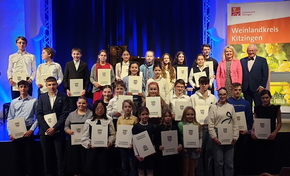Überaus erfolgreiche Volkacher Nachwuchs-Musiker/innen beim Landkreiswettbewerb „Kunstpreis der Jugend 2024“