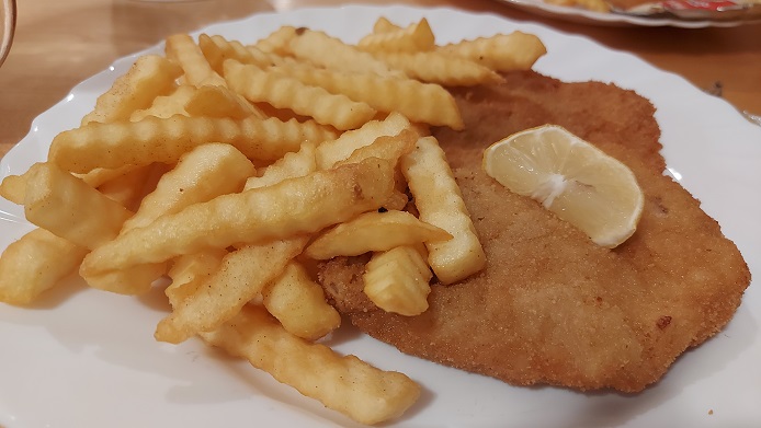 Mönchsambach und Sambach: Kleine Orte in Oberfranken mit Restbeständen vom Bockbieren