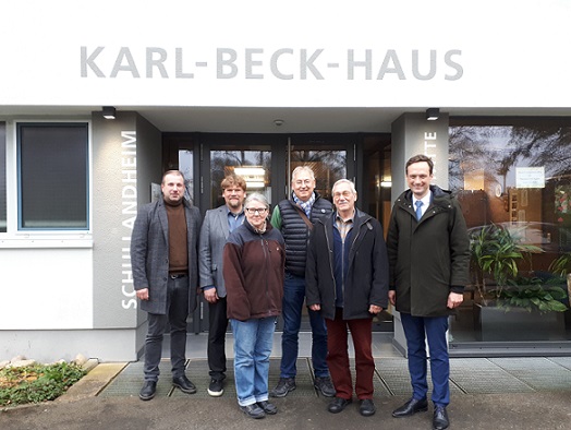 Landkreis-News: Erfolgreiches Schullandheim Karl-Beck-Haus, nächste Führerschein-Umtausch-Termine, Erfolgsmodell GesundheitsregionPlus