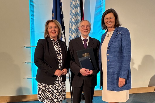 Engagement um die Verwirklichung der Grundsätze der bayerischen Verfassung: Bayerischer Orden für den Bergrheinfelder Dieter Wagner