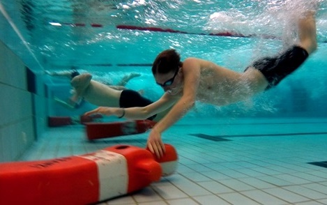 Die DLRG Schonungen startet einen Weltrekordversuch im Rettungsschwimmen