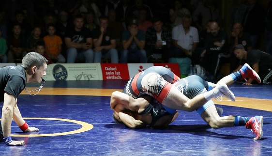 Feuerwerk-Finale: Die Schonunger Ringer sind heuer die Nummer eins in der Region