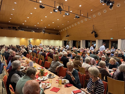 Senioren-Weihnachtsfeier: Ein Nachmittag voller Gemeinschaft und Besinnlichkeit