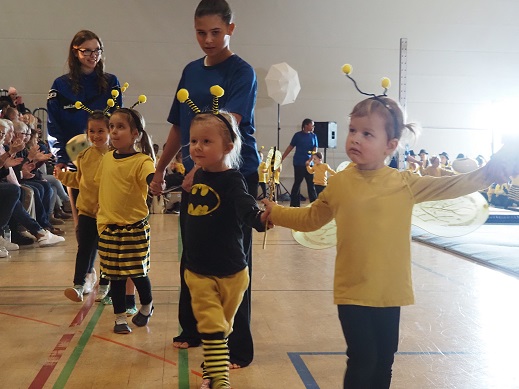 Sportliche „Movie Stars“ bei der großen Turnschau des TV Jahn Schweinfurt