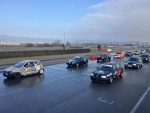 Nach Platz eins im Qualifying: Früher Rückschlag für Rudi Racing am Wachauring