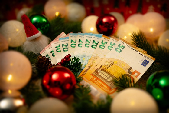 Den „Weihnachtsgeld-Check“ sollen auchAzubis und Mini-Jobber machen