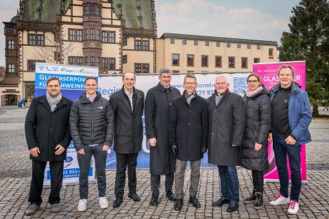 Schweinfurt auf dem Weg zur digitalen Zukunft: Stadtwerke und Telekom treiben Glasfaserausbaukooperation voran
