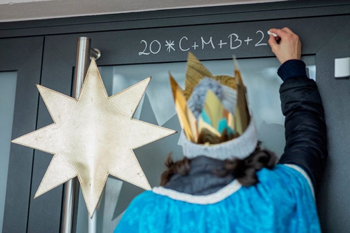 „Kirche in Bayern“-Spezial: Aktion Dreikönigssingen 2025