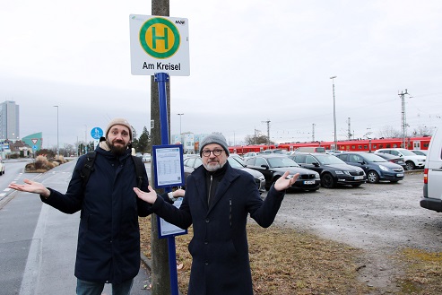 „Berechtigte Kritiken aufnehmen und nachsteuern!“: Die Bus fahrende Fraktion der Linken testete das Stadtnetz 2.0 und sieht Verbesserungsbedarf