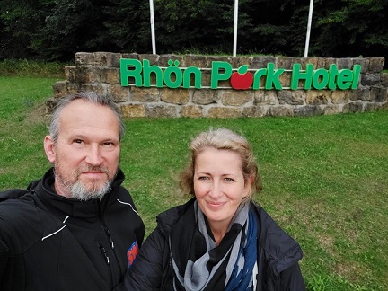 Das ist Abenteuer-Urlaub!: Das Rhön Park-Hotel, der Schatz im Silbersee, die schwarzen Moorleichen und Noahs Segel