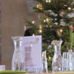 Der Himmel steht offen: Die elfte Vesperkirche von Diakonie und Kirche wurde mit einem feierlichen Gottesdienst eröffnet