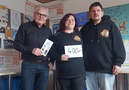 Oberfranken denkt an die Kindertafel: Flammentanz Events und die Kunden der Edeka Höhn Filiale spendeten