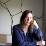 Flugsamen und Baumblüten in neuem Kontext: Sonderausstellung „Kosmos und Kontext“ in Neumarkt