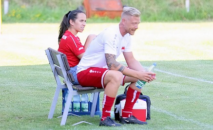 Gerolzhofen in Strahlungen: Haste Stefan Nöthling im Tor, dann haste hinten die Null stehen!