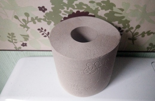 Die CSU nominiert vorläufig eine Rolle Klopapier als Kandidaten für die OB-Wahlen 2026