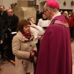 „Die Welt in Christi Licht sehen“: So war der „Aschermittwoch der Künstler“ in Würzburger Pfarrkirche Sankt Burkard