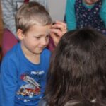 Theaterstück und leuchtende Augen: So war die Aschermittwochsfeier im Kindergarten Marienau Werneck