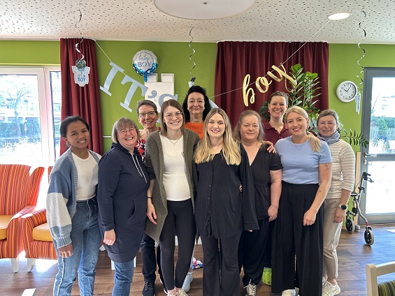 Liebevolle Baby-Überraschungsparty in der AWO Tagespflege am Sonnenteller