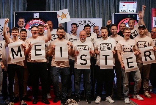 Die „Flamingos“ werden vor eigenem Publikum nach dem Derby gegen „Robin Hood“ aus Greßthal erneut Meister