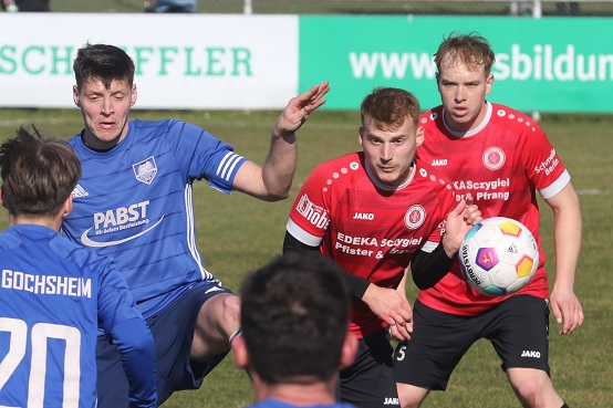 Bergrheinfeld findet seinen Serien“-Sprenger“, weshalb Gochsheim das Derby gewinnt – VIELE FOTOS!