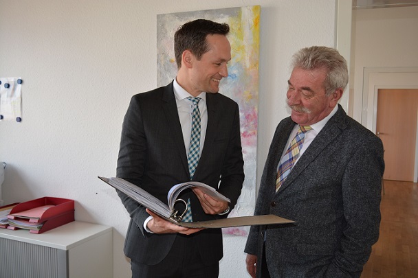 Der Niederwerrner ist Kreisrat und Ehrenbürger des Landkreises Schweinfurt: Peter Seifert feiert am 8. März seinen 70. Geburtstag