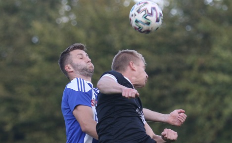 Die vier Rhöner-Viererpacks des Fußball-Samstags und das aufregende Derby in Aura