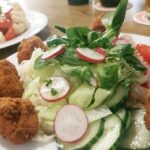 Fahr mal hin und kehr mal ein: Gerupfter, Hähnchensalat und Blaubeerkuchen zum Bockbier