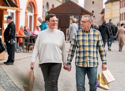 Volkacher Frühlingserwachen: Verkaufsoffener Sonntag mit Bummelmeile Altstadt und Flohmarkt auf dem Weinfestplatz