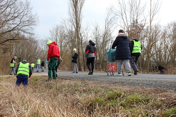 193 Kilogramm Müll eingesammelt: Augsfelder Lebenshilfe-Werkstatt beteiligt sich an „Rama dama“