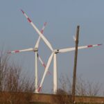 Nach technischem Defekt: Montage-Arbeiter auf Windkraftanlage in 100 Metern Höhe „gestrandet“