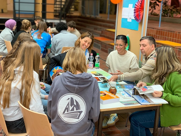 Lebendiger Spanischunterricht: Panamericanos am Alexander-von-Humboldt Gymnasium