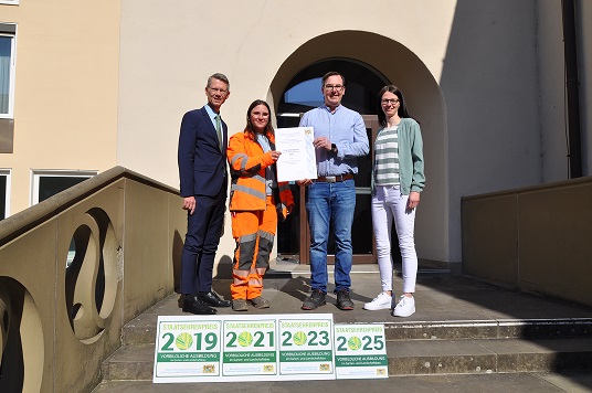 Staatsehrenpreis für „Vorbildliche Ausbildung im Garten- und Landschaftsbau“: Erneute Auszeichnung für den Servicebetrieb Bau & Stadtgrün