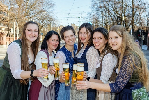 Wird Anna Winkler aus Mainbernheim die nächste Bayerische Bierkönigin 2025/2026?