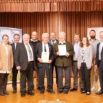 Sie sind die Bewahrer der Werte und des Wissens: Landrat Thomas Eberth ehrt Feldgeschworene für 25, 40, 50 und 60 Jahre ehrenamtliche Tätigkeit